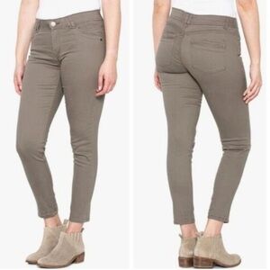 Democracy Women's Straight Skinny Ankle Jeans, Khaki, Sz 10